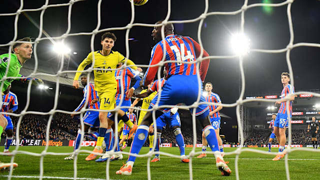 葡萄牙体育3-0布鲁日，路易斯-苏亚雷斯传射，特林康建功（路易斯-苏亚雷斯传射立功，特林康破门，葡萄牙体育3-0完胜布鲁日）